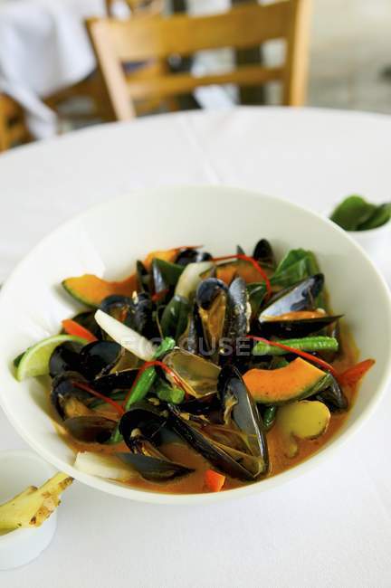 Cooked Thai Style Mussels — Stock Photo