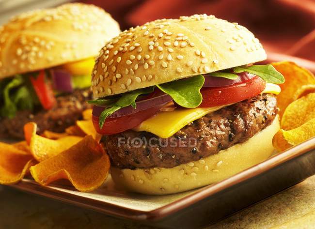 Cheeseburger on Sesame Bun — Stock Photo