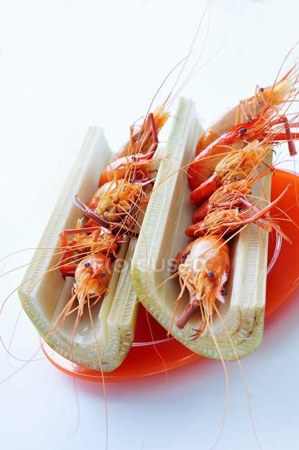 Crevettes royales sur la tige — Photo de stock