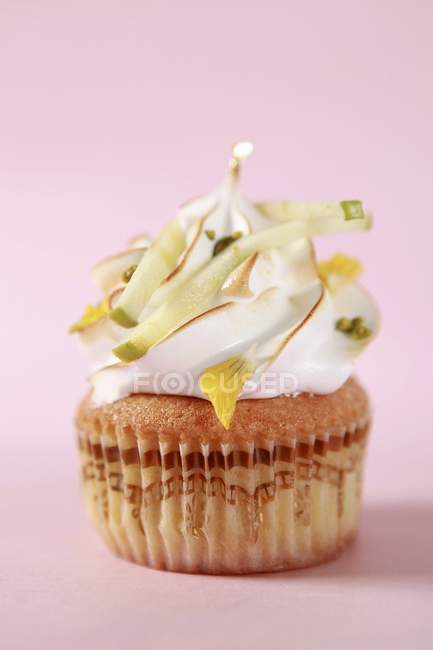 Cupcake con crema alla vaniglia — Foto stock