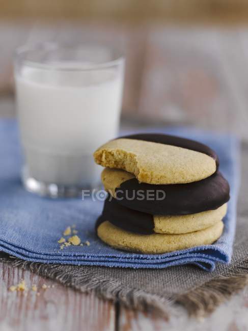 Печиво з шоколадної глазурі — стокове фото