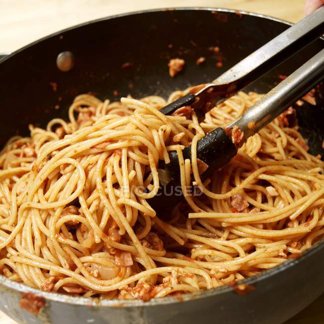 Спагетти с мясным соусом — стоковое фото