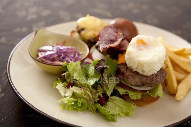 Batatas de carne de bovino Tata — Fotografia de Stock