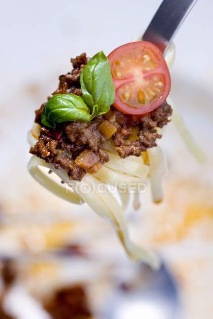 Linguine pasta with minced meat — Stock Photo