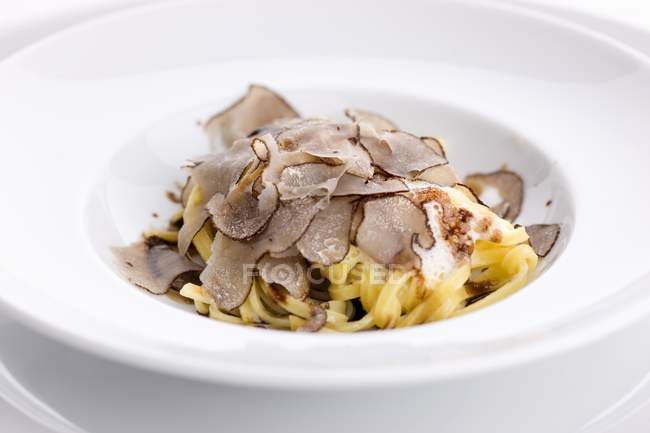 Pâtes Taglierini aux truffes — Photo de stock