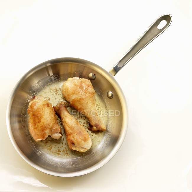 Cuisse de poulet frit et pilons — Photo de stock