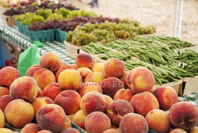 Fresh ripe Peaches — Stock Photo