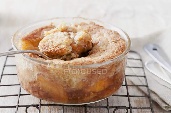 Baked fruit pudding — Stock Photo