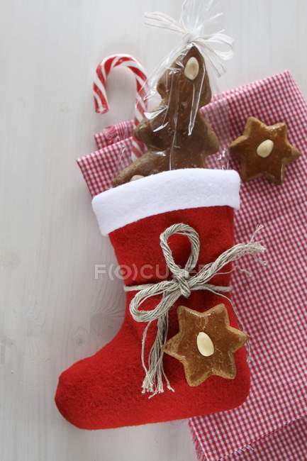 Gingerbread and checked cloth — Stock Photo
