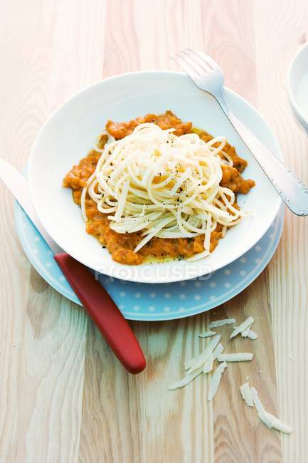 Spaghetti bolognese with herbs — Stock Photo