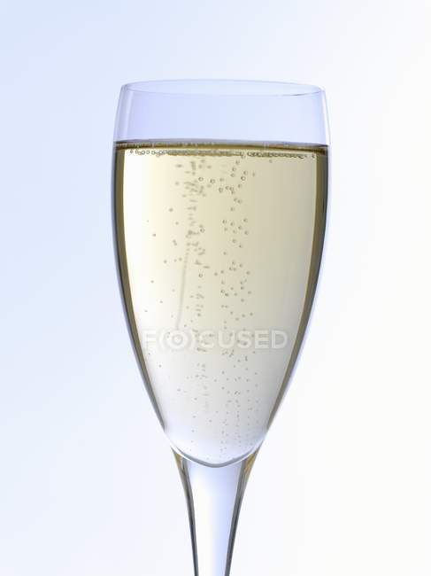 Champagne sur fond clair — Photo de stock