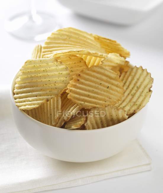 Cheese and onion potato crisps — Stock Photo