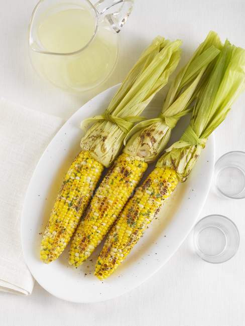 Ears of Grilled Corn — Stock Photo