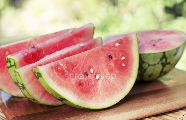 Fatias de melancia fresca — Fotografia de Stock