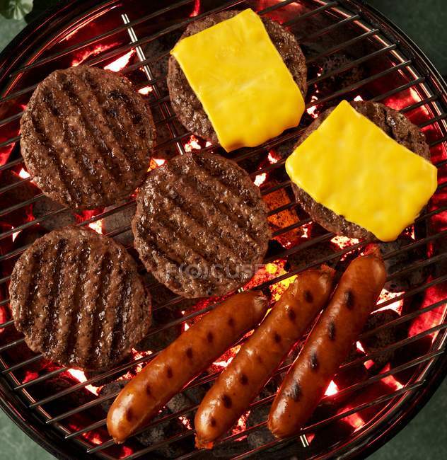 Hot Dogs on a Grill — Stock Photo