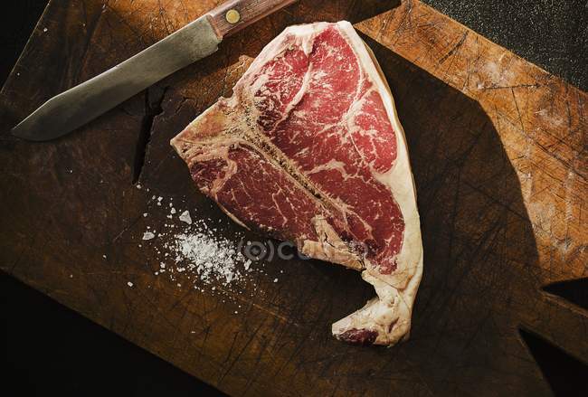 Bife de porco a bordo — Fotografia de Stock