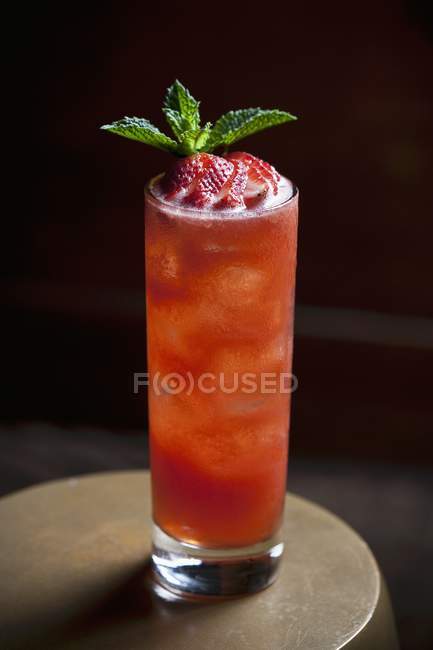 Cocktail aus Erdbeeren — Stockfoto