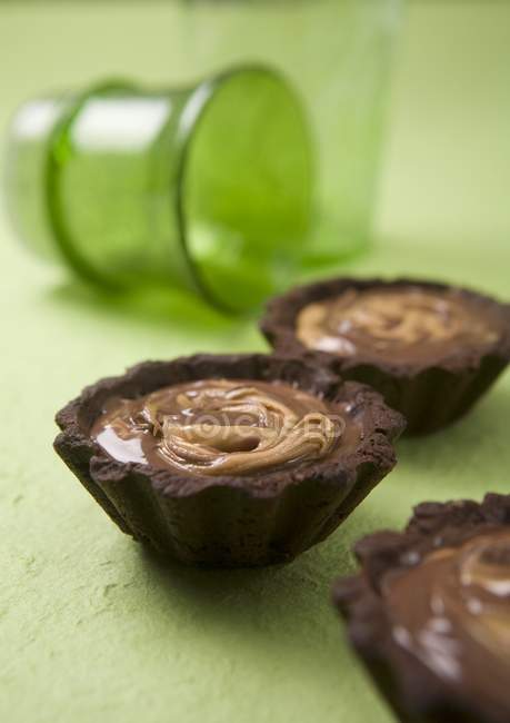 Schokoladen-Nuss-Süßwaren — Stockfoto