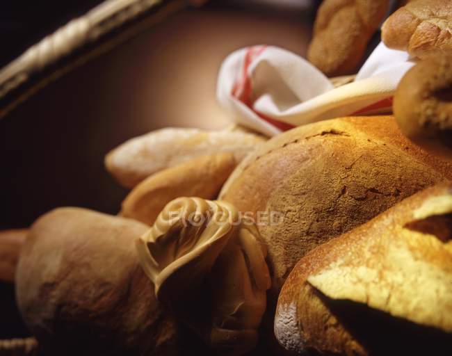Хліб та булочками — стокове фото