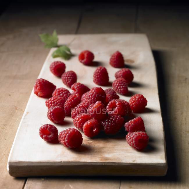 Fresh picked Raspberries — Stock Photo