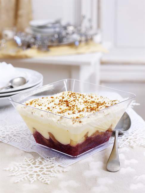 Trifle with raspberries — Stock Photo