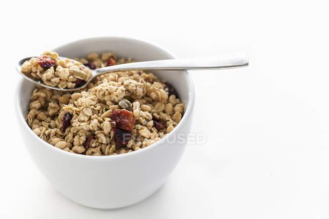 Tigela de granola com frutas secas — Fotografia de Stock