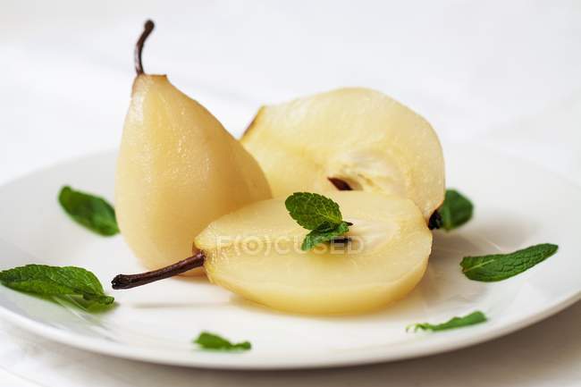 Poached ginger pears — Stock Photo