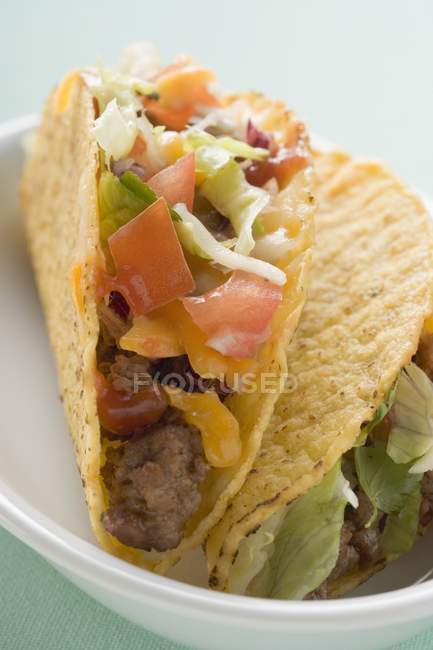 Zwei Hackfleisch-Tacos — Stockfoto
