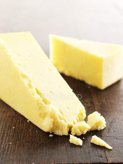 Scheiben Cheddar-Käse — Stockfoto