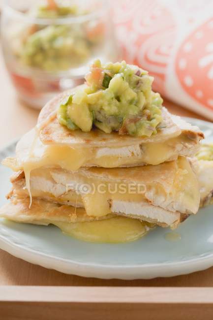 Chicken quesadillas with guacamole — Stock Photo