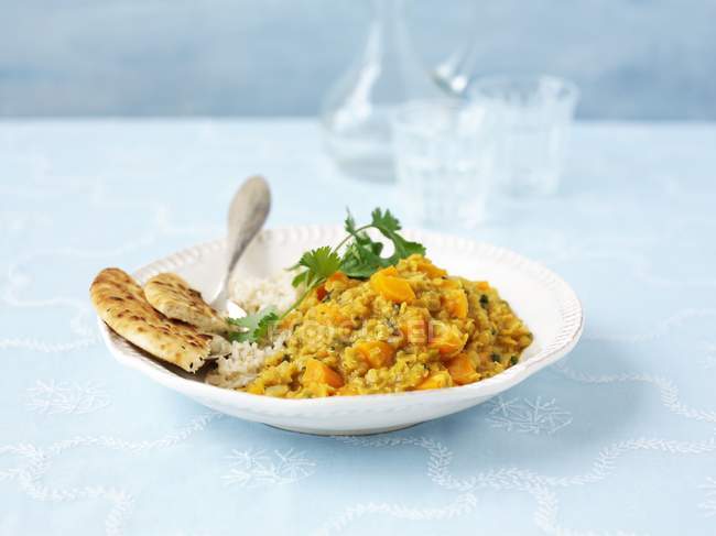 Curry vegetal com arroz — Fotografia de Stock