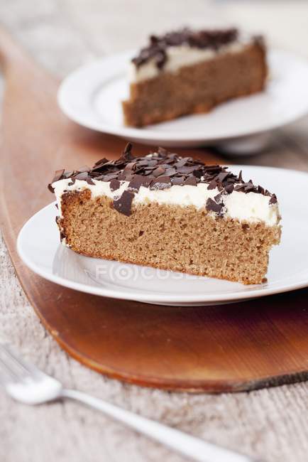 Cake garnished with grated chocolate — Stock Photo