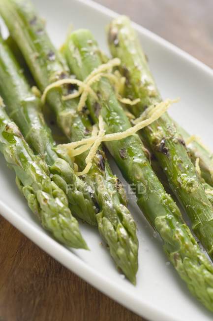 Asparagi verdi arrosto — Foto stock