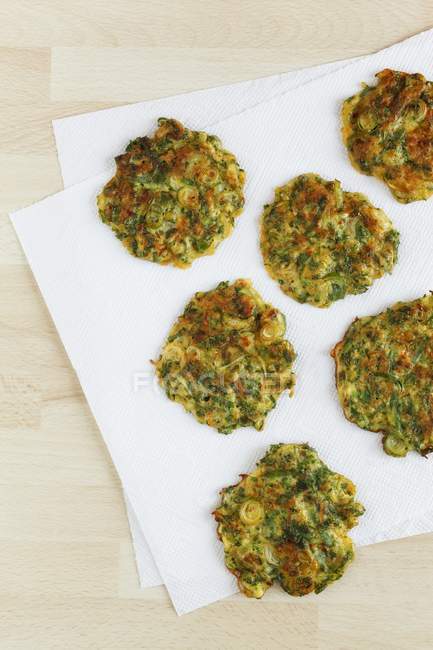 Freshly made courgette cakes — Stock Photo