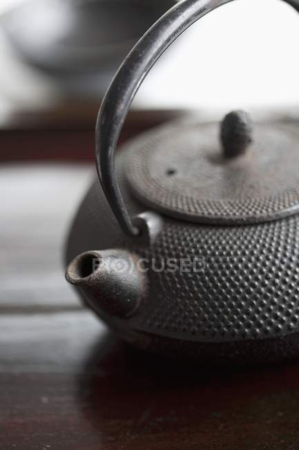 Japanese iron teapot — Stock Photo