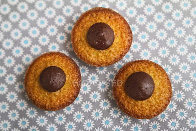 Closeup top view of Financiers with chocolate — Stock Photo