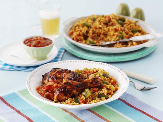 Nahaufnahme von Jambalaya mit Reis und Huhn — Stockfoto