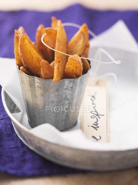 Würzige Kartoffelkeile — Stockfoto