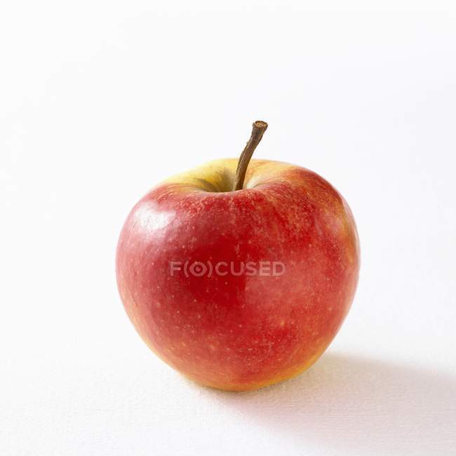 Pomme rouge fraîche — Photo de stock