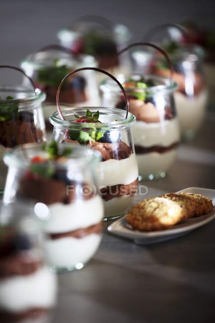 Chocolate mousse in glasses — Stock Photo