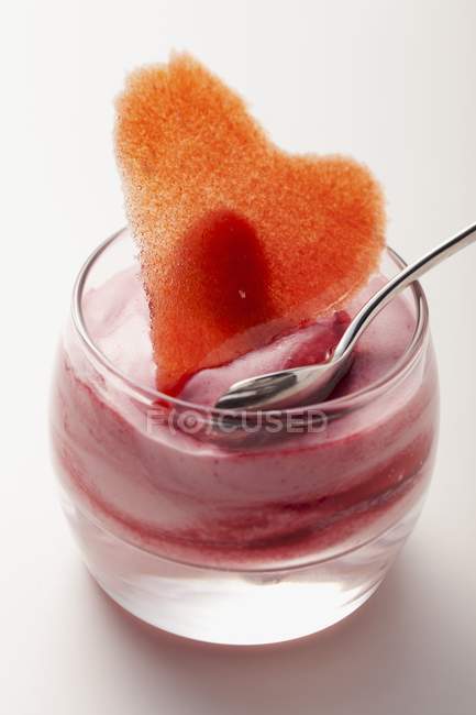 Dessert framboise avec sucre — Photo de stock