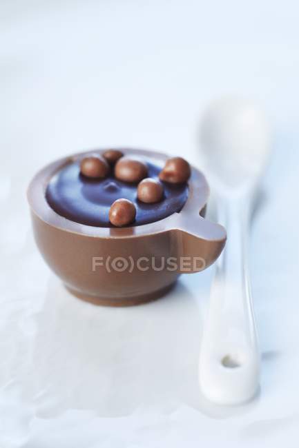Шоколад у формі чашки кави — стокове фото