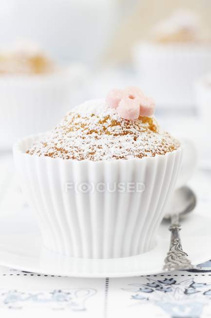 Muffins baked in silicon teacups — Stock Photo
