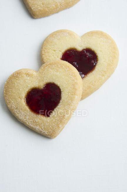 Biscuits with cranberry jam — Stock Photo