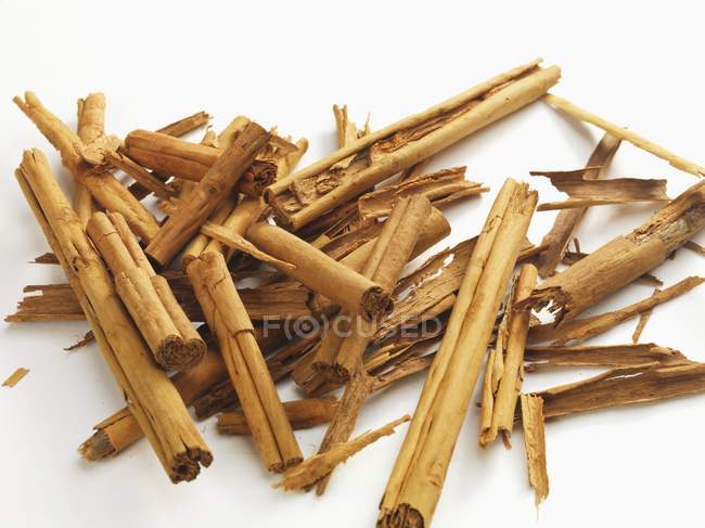 Pile of cinnamon sticks — Stock Photo