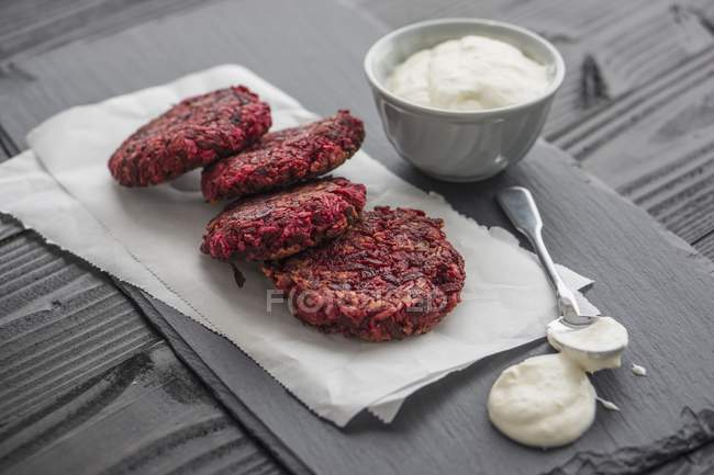 Beetroot cakes with coconut — Stock Photo