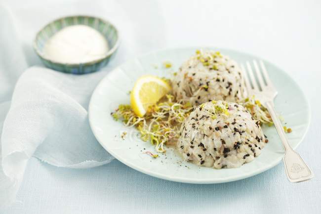 Cod tartar with sprouts — Stock Photo