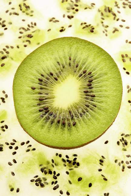 Kiwi maduro - foto de stock