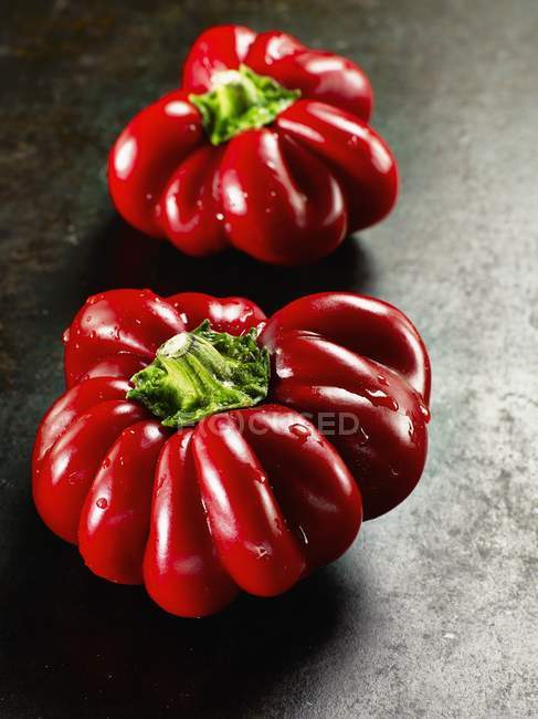 Pimientos rojos de tomate - foto de stock