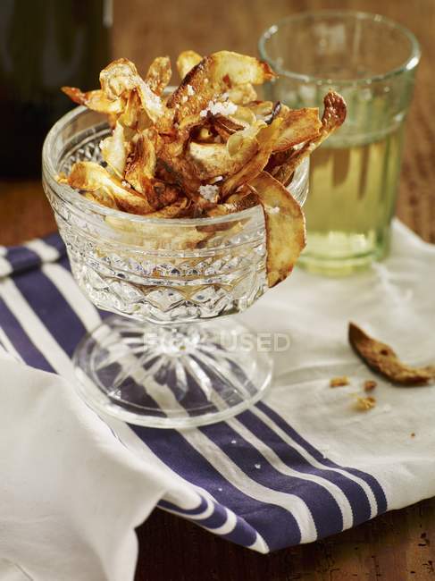 Fried Parsnip chips — Stock Photo